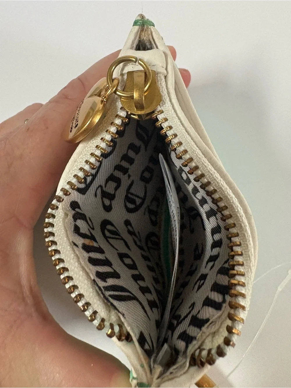 NWOT Juicy Couture Cardholder